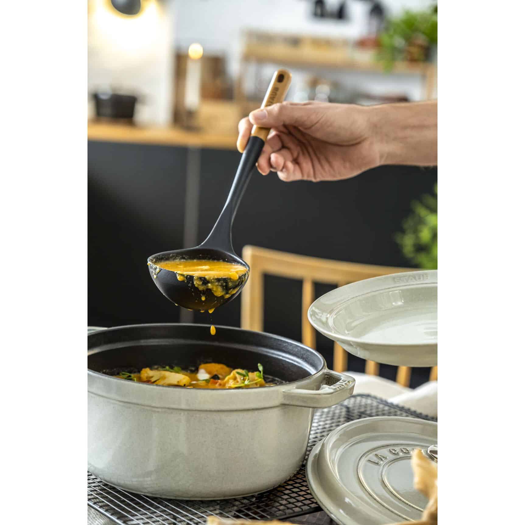 Louche Silicone & Bois d'acacia 31cm STAUB – Image 2